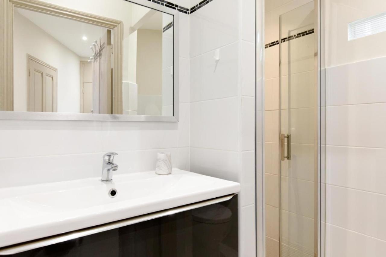 Bright And Elegant Renovated Two Rooms - Near Suquet Cannes Buitenkant foto