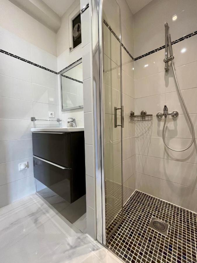 Bright And Elegant Renovated Two Rooms - Near Suquet Cannes Buitenkant foto